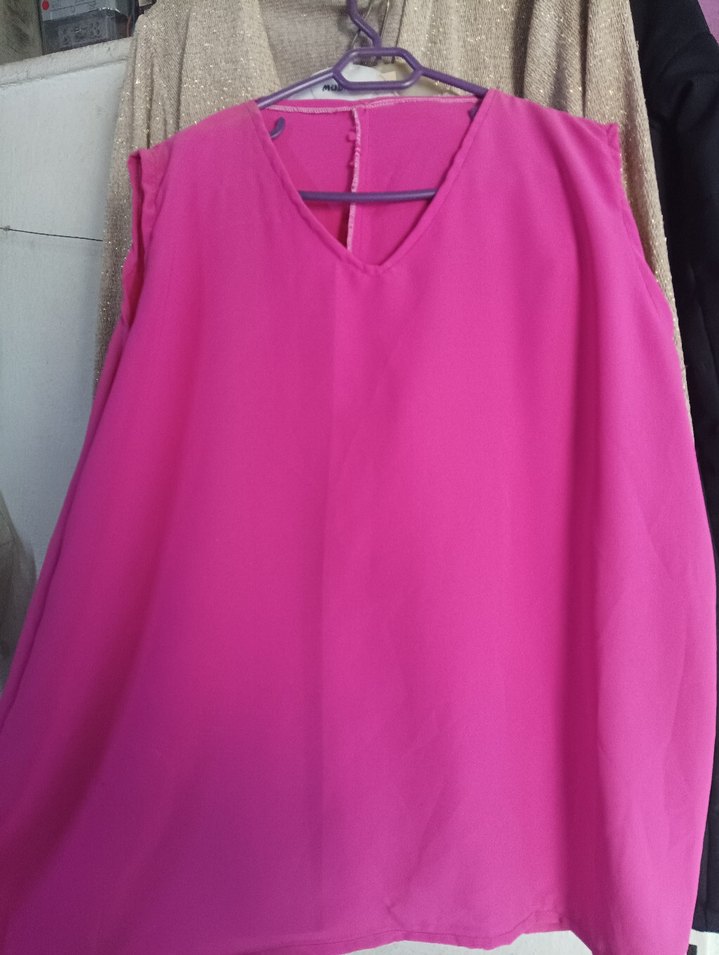 Pembe V Yaka Dökümlü  Bluz - Görsel 2