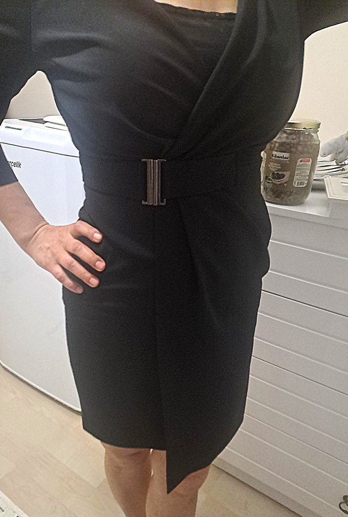 Siyah elbise - Görsel 4