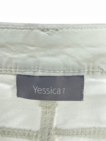42 Beden beyaz Renk C&A Jean / Kot %70 İndirimli.