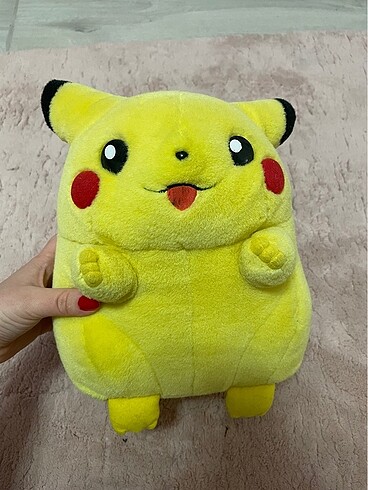 Pokemon pikachu peluş