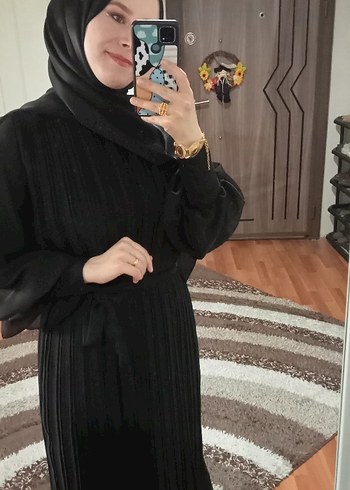 Diğer Diger Siyah Piliseli Uzun Kadın Elbise