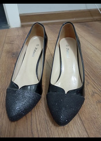 Siyah Parlak Tokalı Stiletto Topuklu Kadın Ayakkabı - Görsel 2