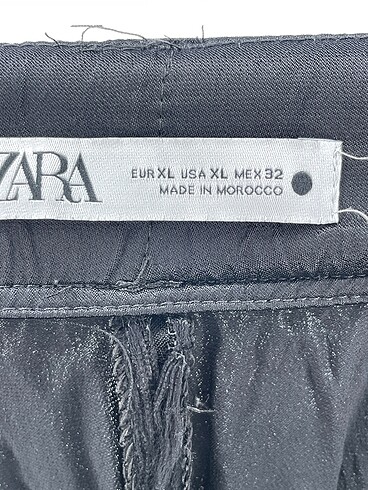 xl Beden siyah Renk Zara Düz Kesim %70 İndirimli.