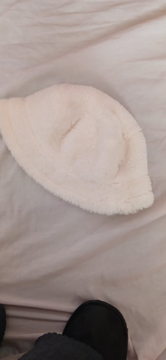 Beyaz Kürklü Kadın Şapka - Görsel 2