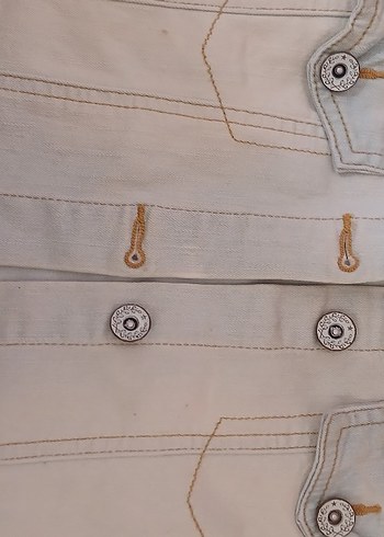 Bej Düğmeli Kolsuz Denim Ceket - Görsel 2