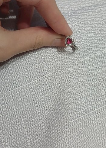 Accessorize  Zarif Kirmiz Kalpli Tasli Yuzuk