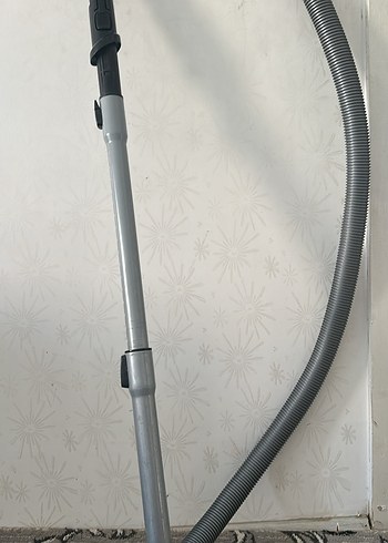 Philips Kırmızı ve Gri Elektrikli Süpürge - Görsel 3