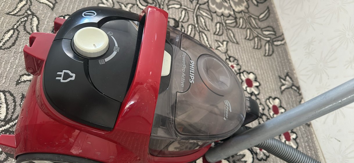 Philips Kırmızı ve Gri Elektrikli Süpürge - Görsel 2