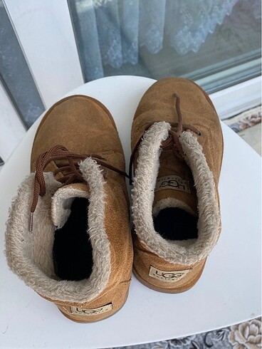 39 Beden camel Renk UGG BOT