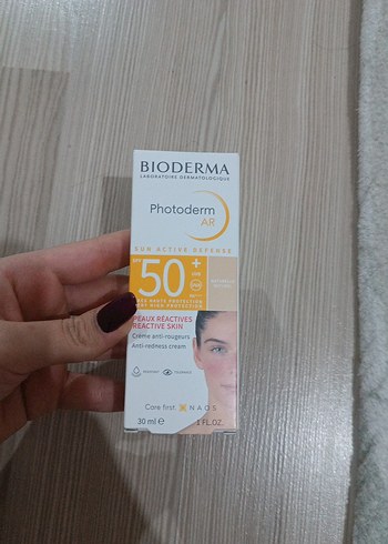 Bioderma Photoderm AR SPF 50+ Yüz Kremi - Görsel 3