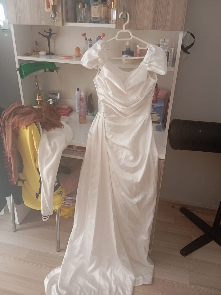 Modern Klasik Beyaz Uzun Abiye Elbise - Görsel 2