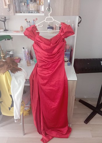 Pembe Drapeli Uzun Straplez Abiye Elbise - Görsel 3