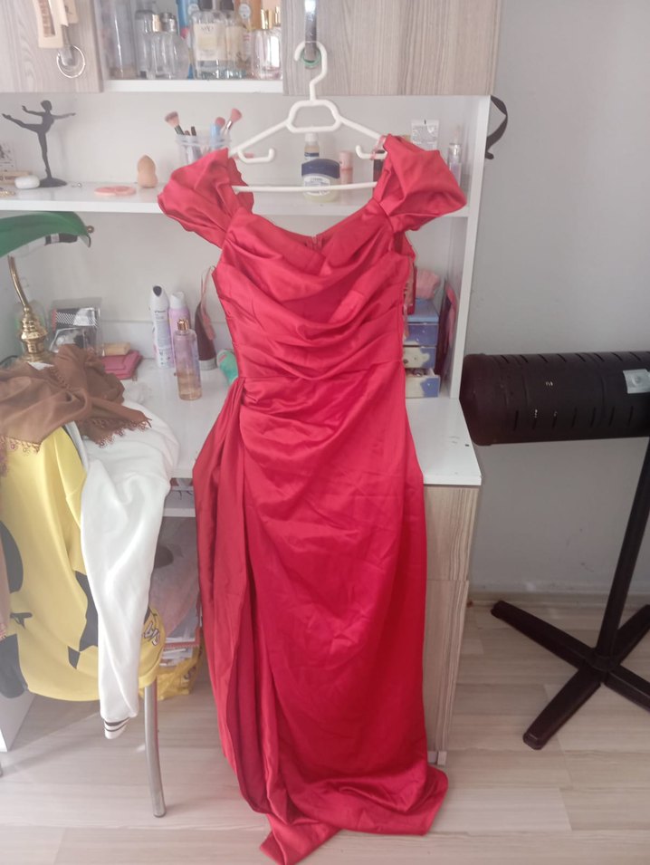 Pembe Drapeli Uzun Straplez Abiye Elbise - Görsel 3