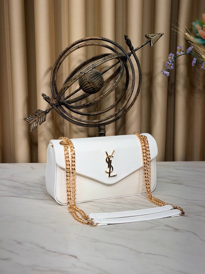 YSL saint — görsel 6/15