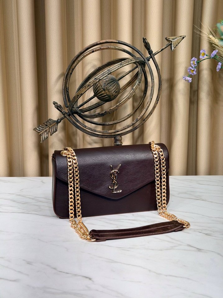 YSL saint — görsel 5/15