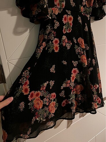 Çiçek desenli şifon elbise - Görsel 6