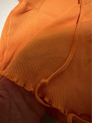 Crop önü ipli tshirt - Görsel 4