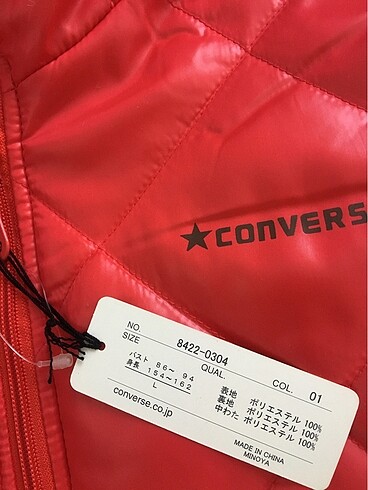 m Beden kırmızı Renk Converse şişme mont