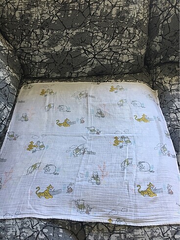 Winnie the Pooh Müslim bebek örtüsü