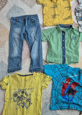 Çocuklar için Renkli Desenli Tişörtler - Görsel 2