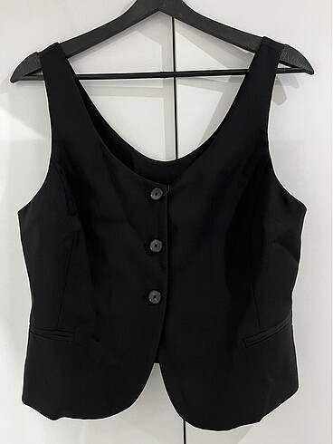 m Beden Massimo Dutti Siyah Yelek