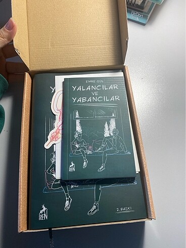 yalancılar ve yabancılar 1 (kutulu ve imzali set)- Emre Gül