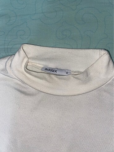 Addax addax crop top