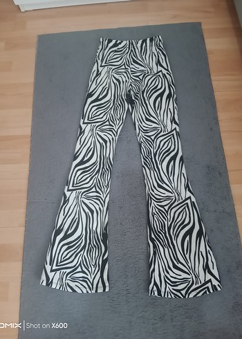 Zebra Desenli Kadın Midi İspanyol Paça Pantolon