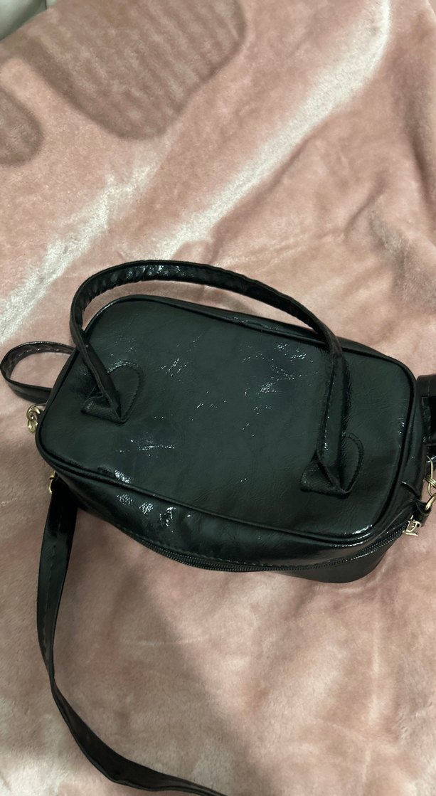 Kemer Detaylı Siyah Yılan Derisi Desenli Kadın Çanta - Görsel 3