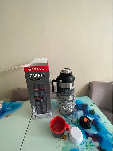 Vaccum Bardaklı termos 4000ML
