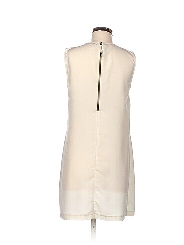 xl Beden Zara Kısa Elbise %70 İndirimli.