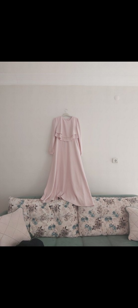 Pembe Uzun Kollu Dökümlü Uzun Elbise - Görsel 2