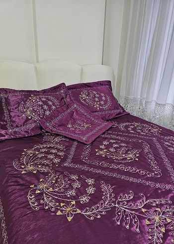 Mor Nakışlı Yatak Örtüsü Seti - Görsel 5