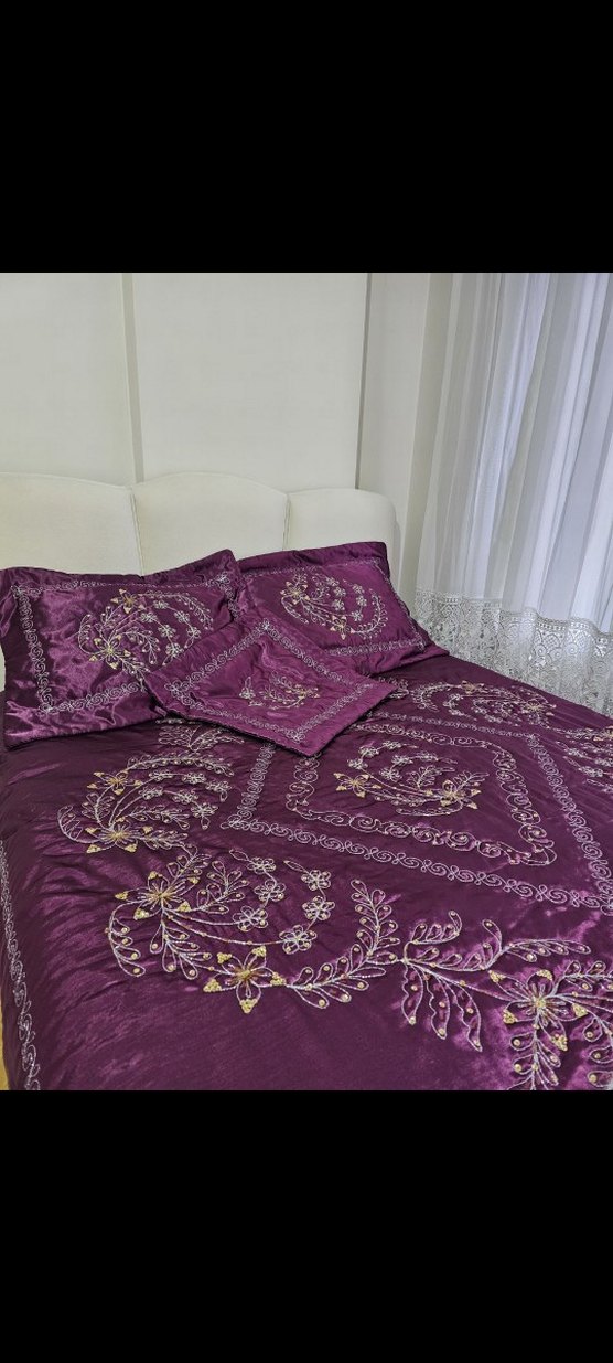 Mor Nakışlı Yatak Örtüsü Seti - Görsel 4