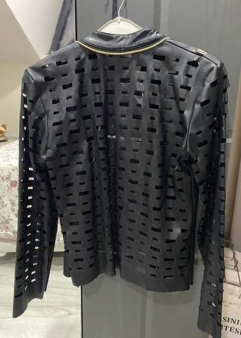 Siyah Fermuarlı Kadın Deri Ceket - Görsel 4