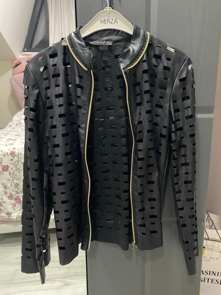 Siyah Fermuarlı Kadın Deri Ceket - Görsel 2