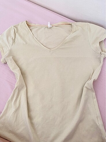 butteryellow tshirt