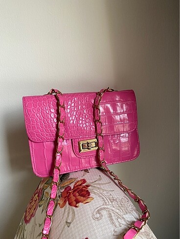 Pembe Askılı Çanta