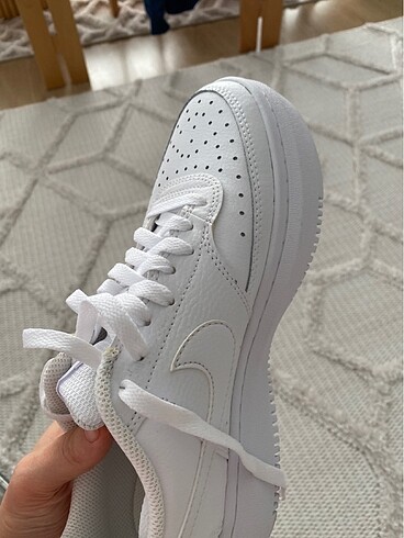 40 Beden Nike Court VISION ALTA