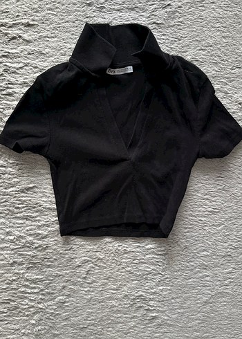 zara siyah kısa kollu yakalı crop top