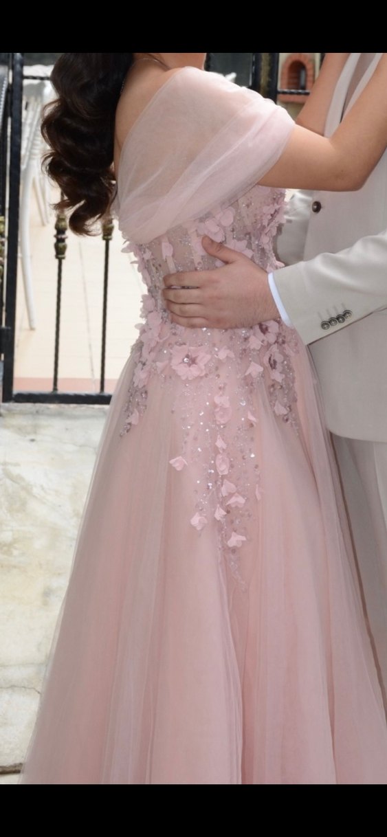 Pembe çiçek işlemeli Uzun Abiye Nişanlık - Görsel 2