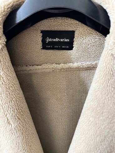Stradivarius Stradivarius tüylü mont