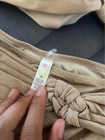 m Beden camel Renk Penti yaldız rengi altın sarısı parlak bikini alt üst