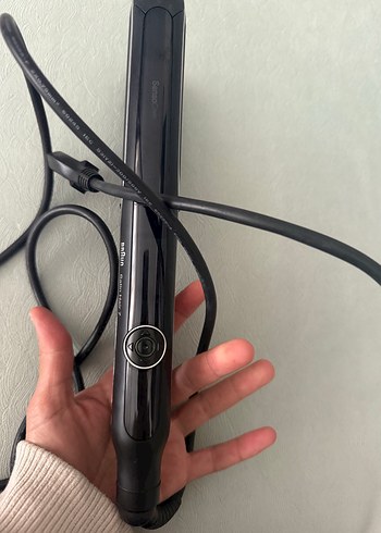 Braun Parlak Siyah Saç Düzleştirici