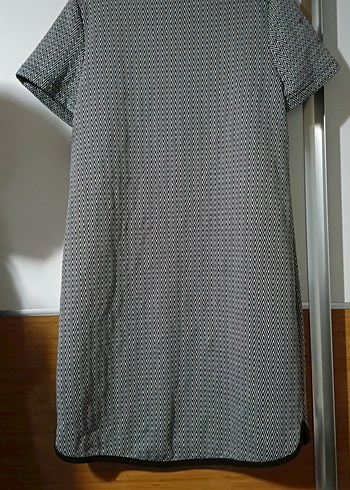 Gri Midi Triko Elbise, Kısa Kollu, Pilili - Görsel 2