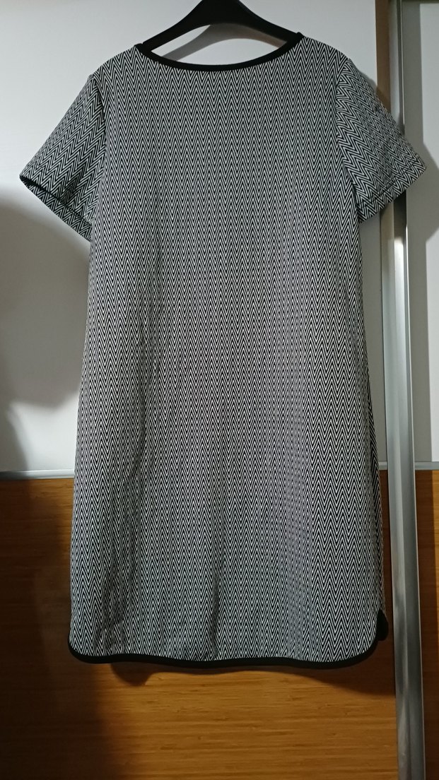 Gri Midi Triko Elbise, Kısa Kollu, Pilili - Görsel 2