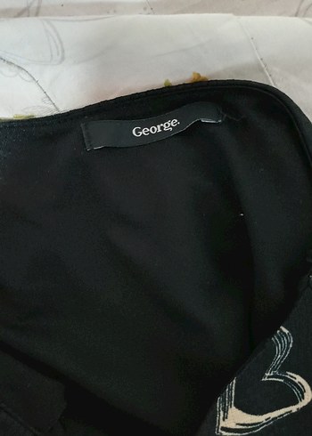 Siyah Kalp Desenli Kolsuz Bluz - Görsel 3