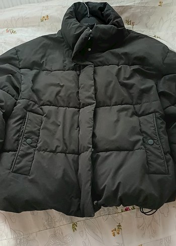 Pull & Bear kadın şişme mont - Görsel 2