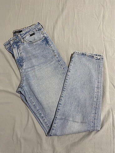 Mom Jean