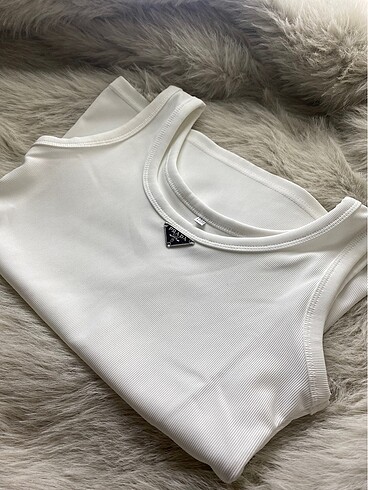 Prada askılı bluz